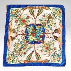 Vintage Neck Scarf Tassels and Flowers Print Square Neckerchief 31x31”